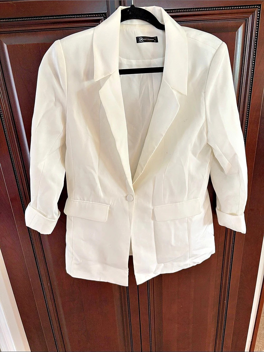 PrettyGarden White Blazer Size Small
